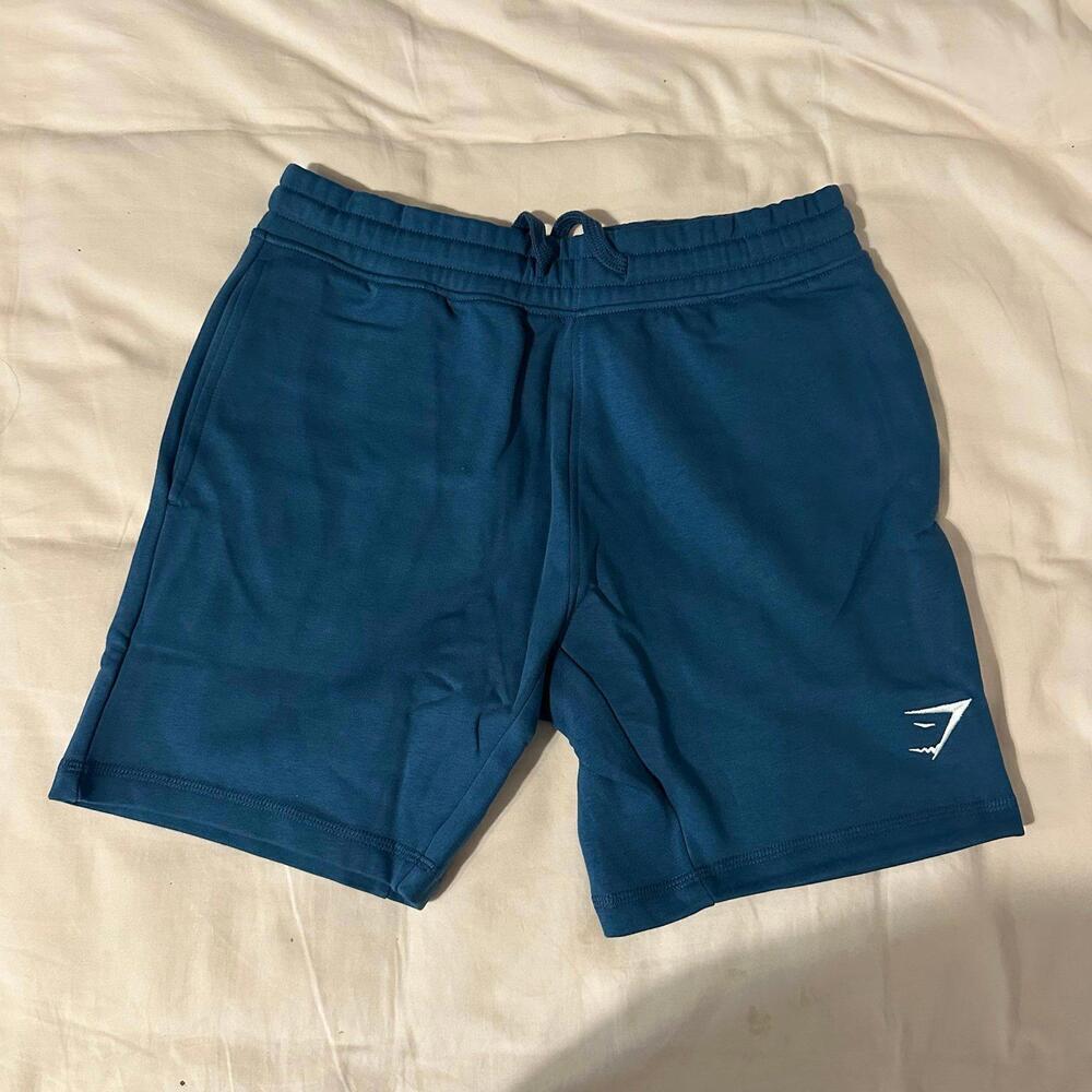 Gymshark men’s Crest 7” shorts